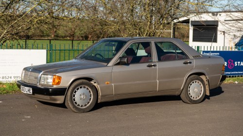 1990 Mercedes-Benz W201 190E 2.0 In vendita (immagine 3 di 162)