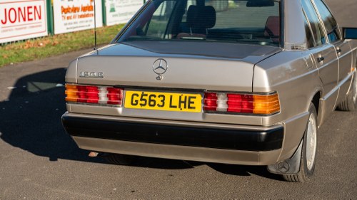 1990 Mercedes-Benz W201 190E 2.0 In vendita (immagine 76 di 162)