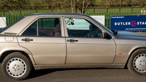1990 Mercedes-Benz W201 190E 2.0 In vendita (immagine 85 di 162)