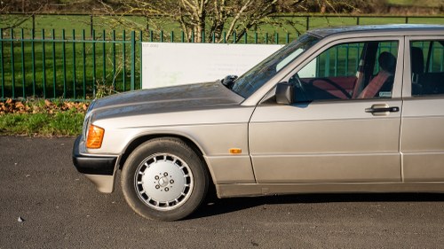 1990 Mercedes-Benz W201 190E 2.0 In vendita (immagine 109 di 162)