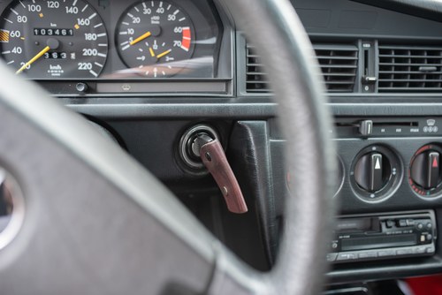 NO RESERVE - 1987 Mercedes-Benz 190E In vendita (immagine 55 di 175)