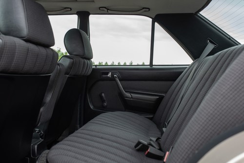 NO RESERVE - 1987 Mercedes-Benz 190E In vendita (immagine 75 di 175)