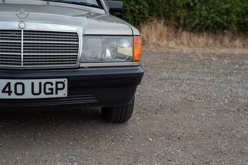 NO RESERVE - 1987 Mercedes-Benz 190E In vendita (immagine 113 di 175)