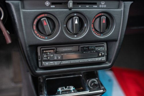 NO RESERVE - 1987 Mercedes-Benz 190E In vendita (immagine 62 di 175)