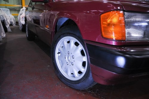 1992 Mercedes-Benz 190E Auto (W201) zum Verkauf (Bild 14 von 98)