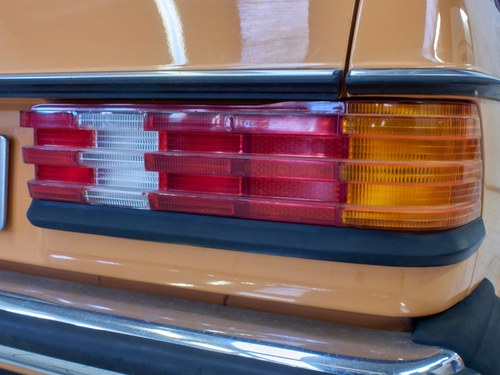 1977 Mercedes-Benz 200D (W123) For Sale (picture 59 of 96)