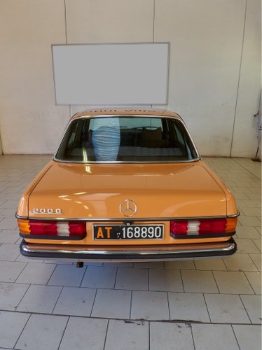 1977 Mercedes-Benz 200D (W123) For Sale (picture 11 of 96)