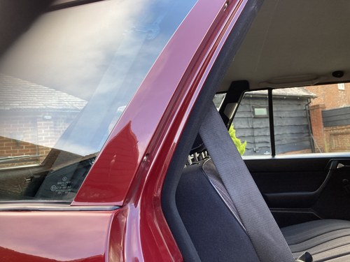 1987 Mercedes-Benz 200 T Estate (S124) zum Verkauf (Bild 64 von 216)