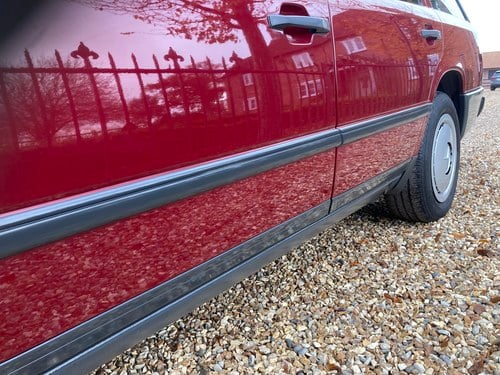 1987 Mercedes-Benz 200 T Estate (S124) zum Verkauf (Bild 151 von 216)