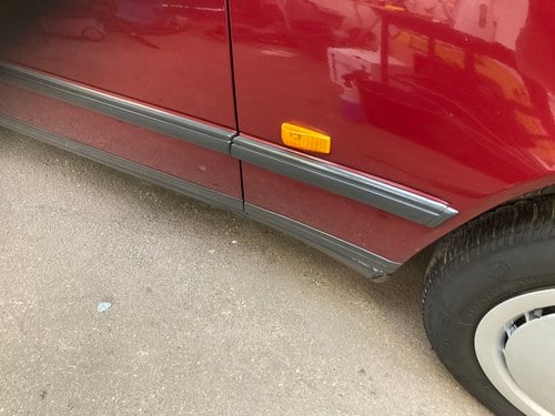 1987 Mercedes-Benz 200 T Estate (S124) zum Verkauf (Bild 130 von 216)