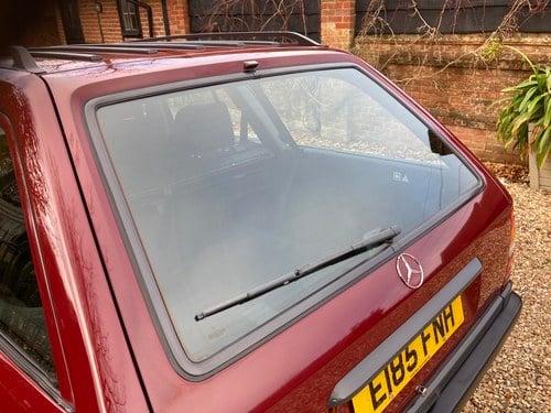 1987 Mercedes-Benz 200 T Estate (S124) zum Verkauf (Bild 142 von 216)