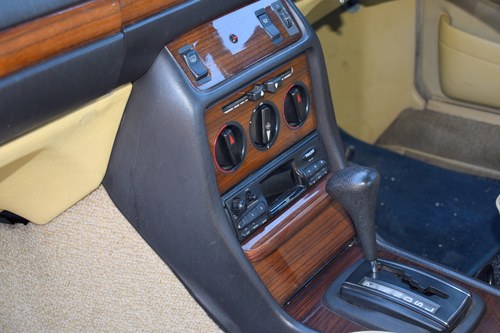 1983 Mercedes-Benz 200 (W123) à vendre (picture 61 of 198)