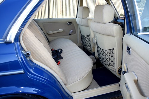 1983 Mercedes-Benz 200 (W123) à vendre (picture 34 of 198)