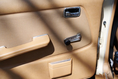 NO RESERVE - 1984 Mercedes Benz 200 (W123) In vendita (immagine 46 di 91)