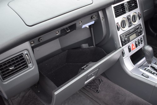 2003 Mercedes-Benz SLK 320 Te koop (foto 36 van 103)