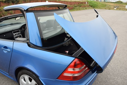 2003 Mercedes-Benz SLK 320 Te koop (foto 70 van 103)