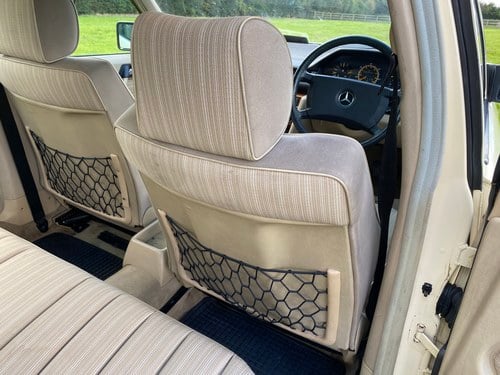 1988 Mercedes-Benz 200D In vendita (immagine 64 di 233)