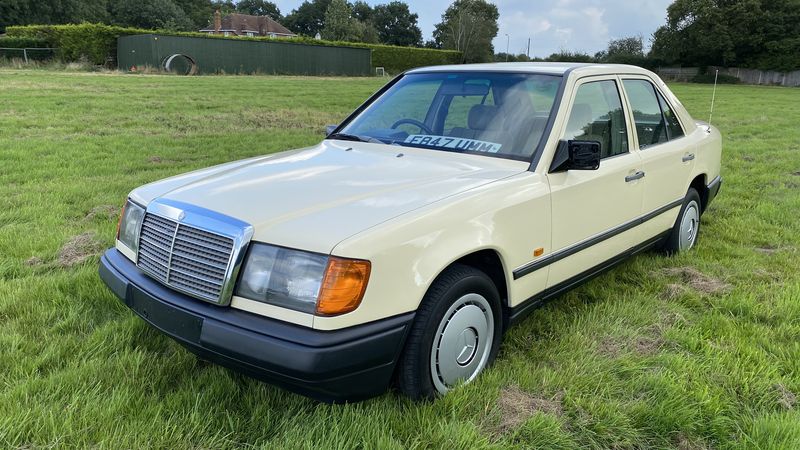 1988 Mercedes-Benz 200D For Sale (picture 1 of 158)