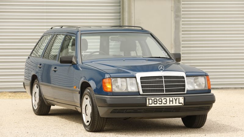 1987 Mercedes-Benz 200T (S124) In vendita (immagine 1 di 99)