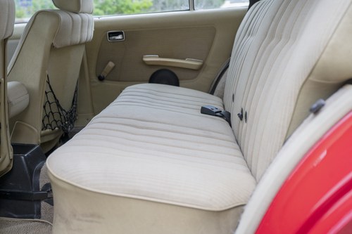 NO RESERVE - 1984 Mercedes-Benz 200T (W123) For Sale (picture 45 of 163)