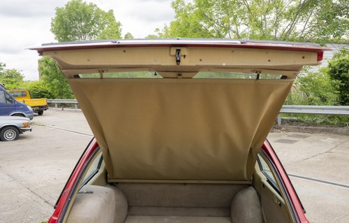 NO RESERVE - 1984 Mercedes-Benz 200T (W123) For Sale (picture 53 of 163)