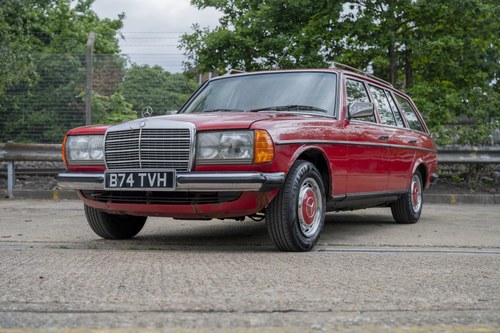 NO RESERVE - 1984 Mercedes-Benz 200T (W123) For Sale (picture 13 of 163)