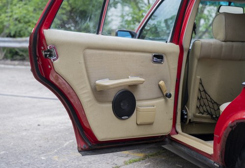 NO RESERVE - 1984 Mercedes-Benz 200T (W123) For Sale (picture 43 of 163)