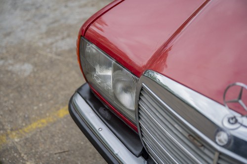 NO RESERVE - 1984 Mercedes-Benz 200T (W123) For Sale (picture 73 of 163)