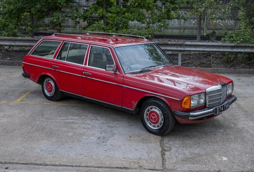 NO RESERVE - 1984 Mercedes-Benz 200T (W123) For Sale (picture 9 of 163)