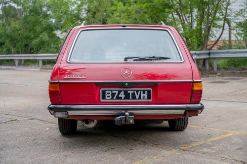 NO RESERVE - 1984 Mercedes-Benz 200T (W123) For Sale (picture 12 of 163)