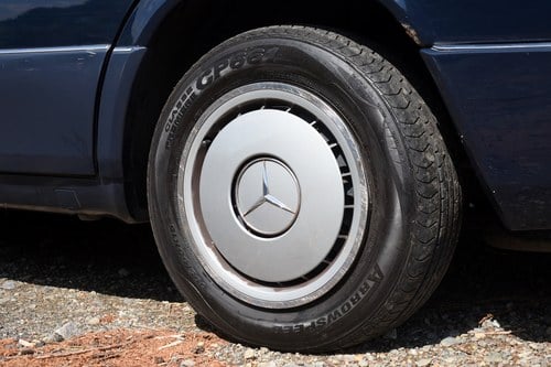 NO RESERVE - 1992 Mercedes-Benz 200TE estate zum Verkauf (Bild 19 von 187)