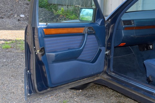 NO RESERVE - 1992 Mercedes-Benz 200TE estate zum Verkauf (Bild 60 von 187)