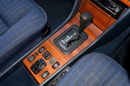 NO RESERVE - 1992 Mercedes-Benz 200TE estate zum Verkauf (Bild 23 von 187)