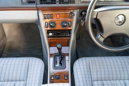 1992 Mercedes-Benz 200te For Sale (picture 29 of 156)