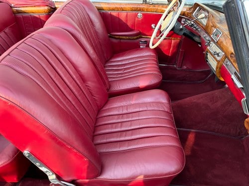 1960 Mercedes-Benz 220SE Cabrio (W128) En venta (imagen 27 de 47)