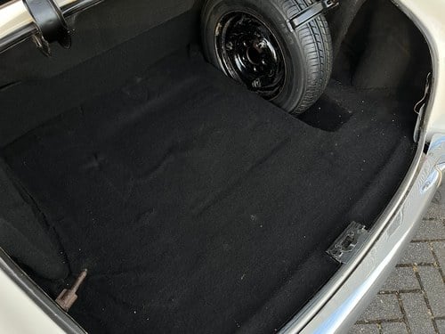 1960 Mercedes-Benz 220SE Cabrio (W128) En venta (imagen 35 de 47)