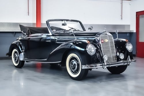 1955 Mercedes-Benz 220A Cabriolet à vendre (picture 2 of 107)