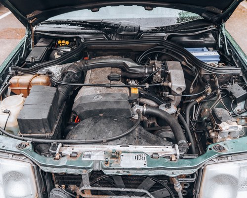 NO RESERVE - 1993 Mercedes-Benz 220CE Auto (W124) zum Verkauf (Bild 125 von 153)