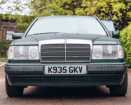 NO RESERVE - 1993 Mercedes-Benz 220CE Auto (W124) zum Verkauf (Bild 2 von 153)