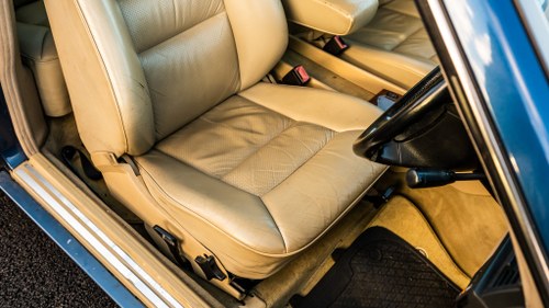 1993 Mercedes-Benz 220CE For Sale (picture 35 of 184)