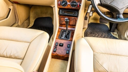 1993 Mercedes-Benz 220CE For Sale (picture 28 of 184)