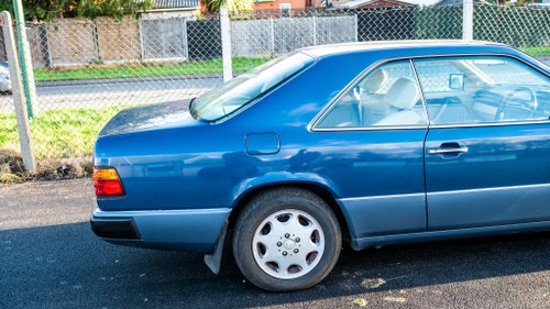 1993 Mercedes-Benz 220CE For Sale (picture 104 of 184)