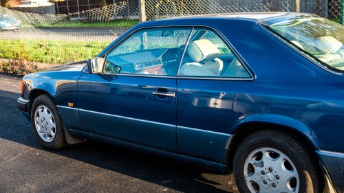 1993 Mercedes-Benz 220CE For Sale (picture 78 of 184)