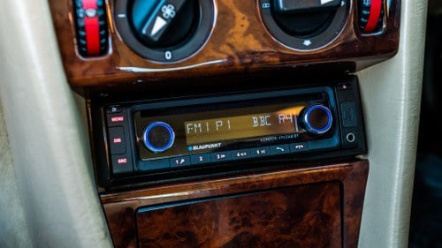 1993 Mercedes-Benz 220CE For Sale (picture 27 of 184)