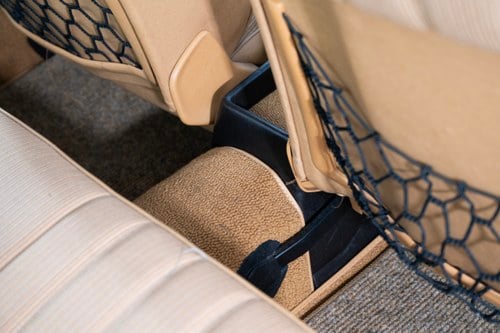 1984 Mercedes 230E W123 In vendita (immagine 63 di 170)