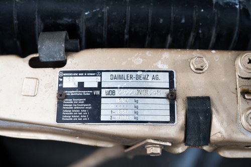 1984 Mercedes 230E W123 In vendita (immagine 146 di 170)