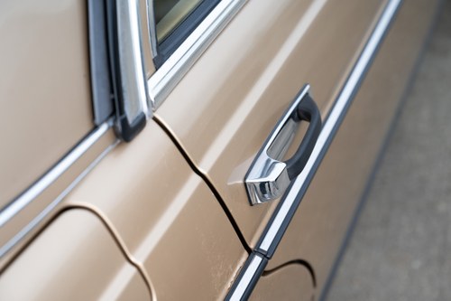 1984 Mercedes 230E W123 In vendita (immagine 115 di 170)