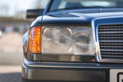 1990 Mercedes-Benz 230 E In vendita (immagine 43 di 66)