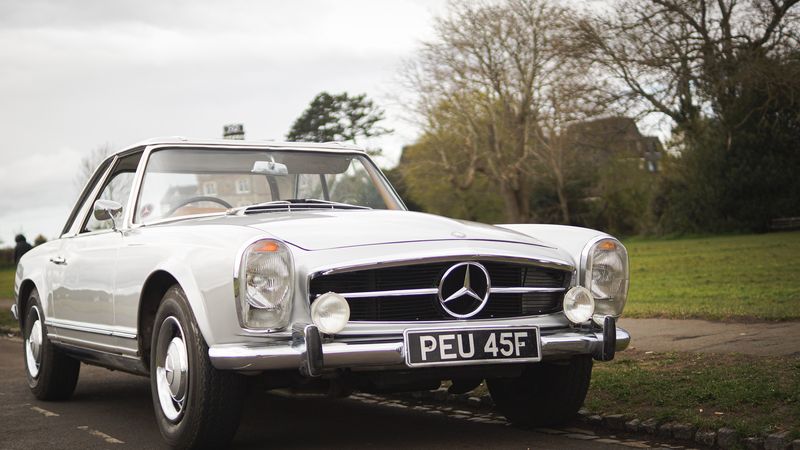 RESERVE LOWERED - 1966 Mercedes-Benz 230 SL &#039;Pagoda&#039; In vendita (immagine 1 di 122)