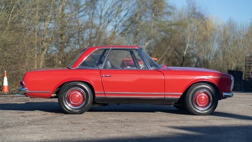 1965 Mercedes-Benz 230 SL Pagoda For Sale (picture 20 of 235)